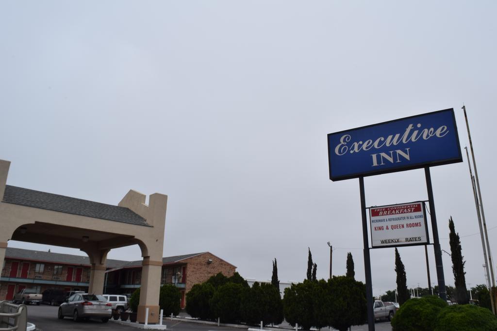 Executive Inn أوديسا المظهر الخارجي الصورة