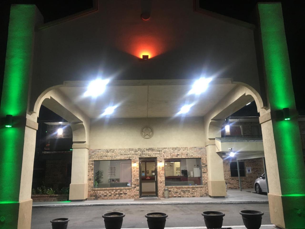 Executive Inn أوديسا المظهر الخارجي الصورة